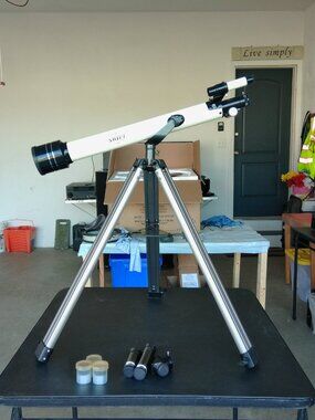 Vintage Swift Refractor 60mm Telescope Model 860R GOOD CONDITION!